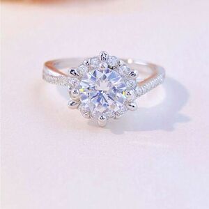 Round Halo Diamond Simulate Ring 6